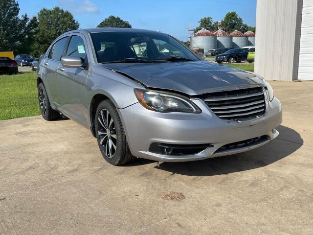 CHRYSLER 200 TOURIN