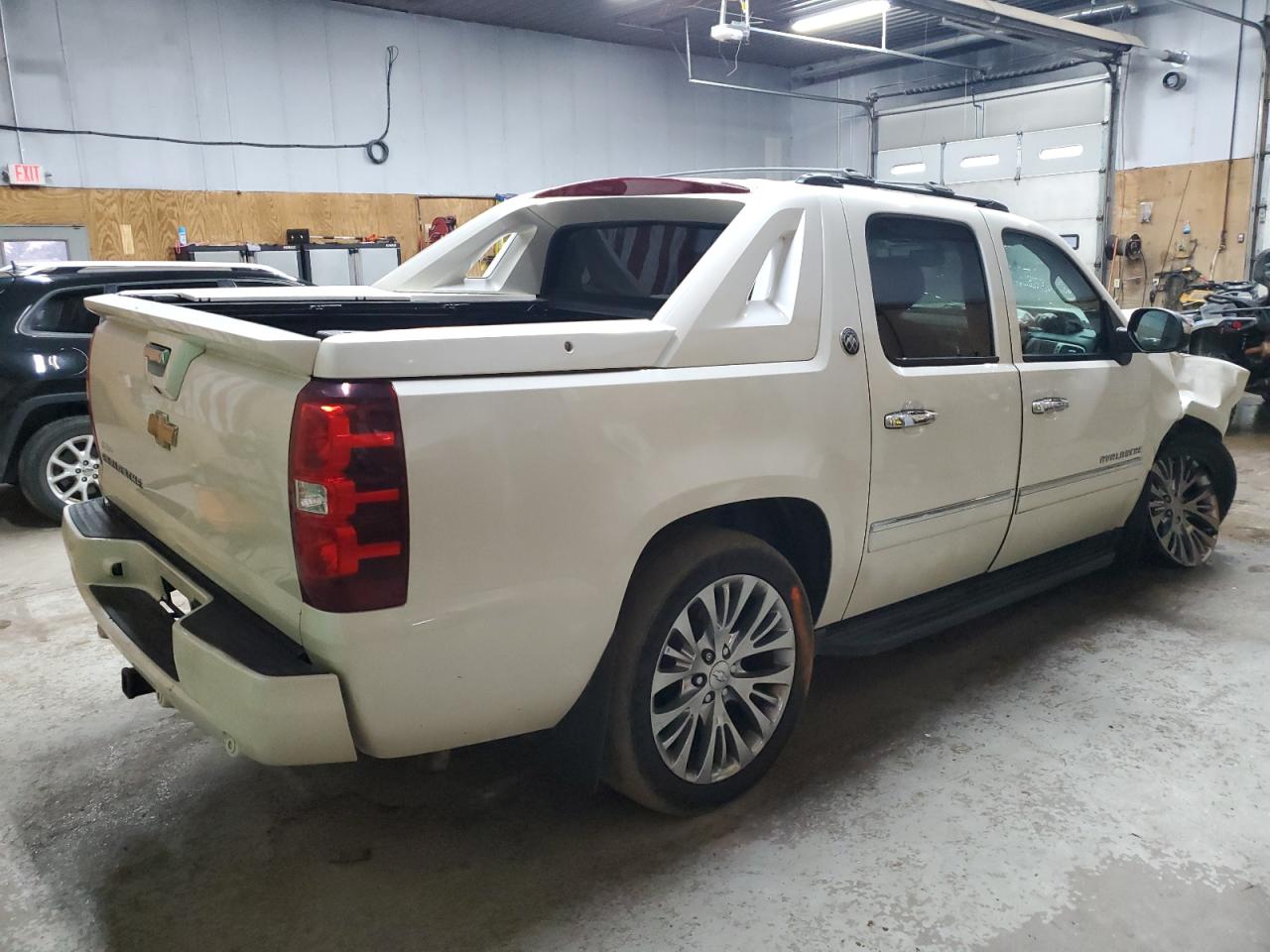 CHEVROLET AVALANCHE LTZ