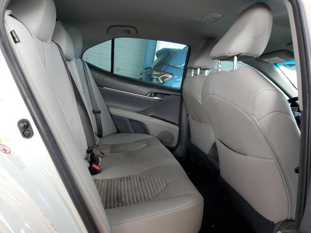 2018 TOYOTA CAMRY L - 4T1B11HK2JU592315