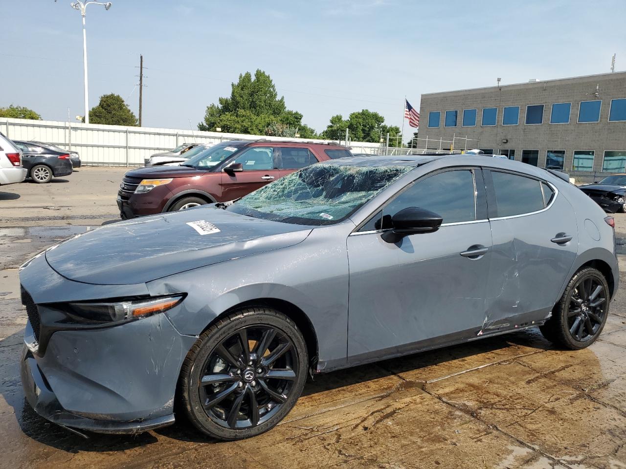 MAZDA 3 PREMIUM PLUS