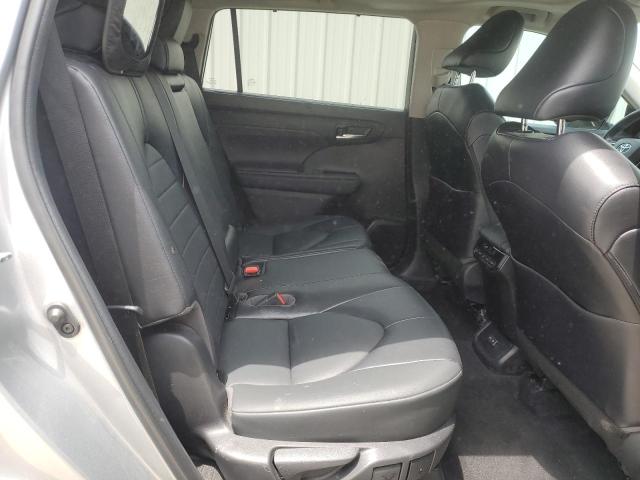 2022 TOYOTA HIGHLANDER 5TDGZRAH5NS101472