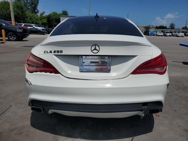 2015 MERCEDES-BENZ CLA 250 WDDSJ4EB8FN171460