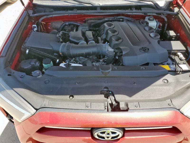 2022 TOYOTA 4RUNNER SR JTEMU5JR0N6066399
