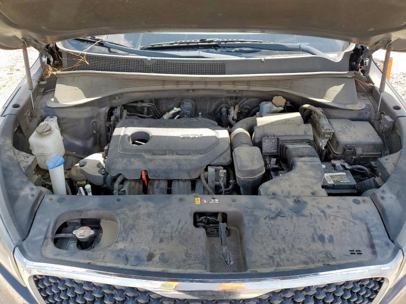 2017 KIA SORENTO LX - 5XYPG4A32HG220434