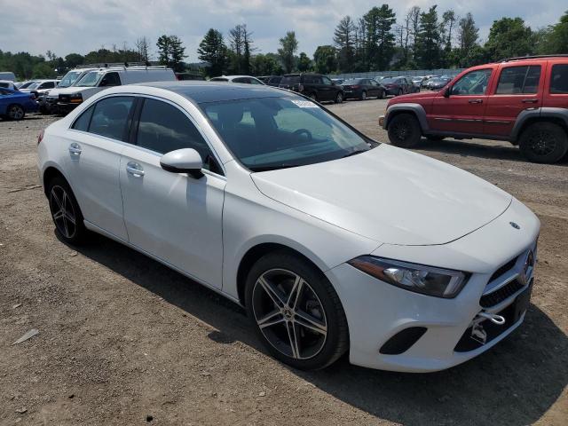 2019 MERCEDES-BENZ A 220 4MAT WDD3G4FB3KW019267