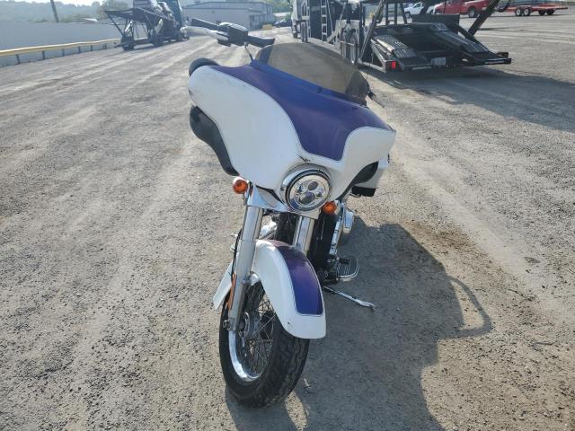 2010 HARLEY-DAVIDSON FLHX 1HD1KB416AB665003
