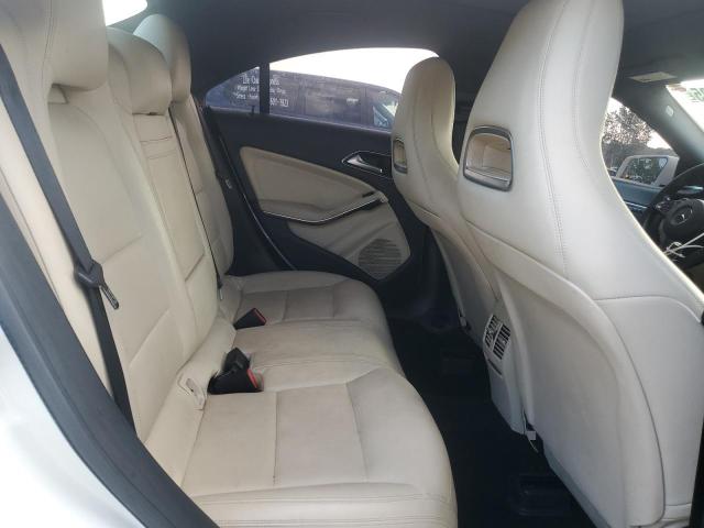 2016 MERCEDES-BENZ CLA 250 4M WDDSJ4GB6GN368819
