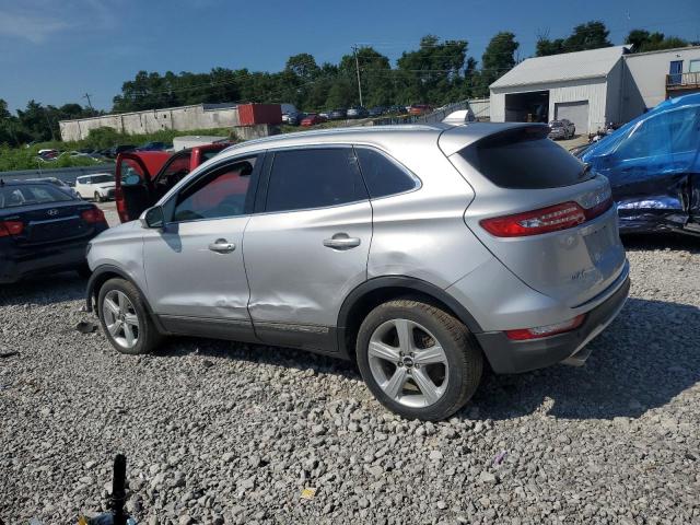 2018 LINCOLN MKC PREMIE 5LMCJ1D92JUL18147