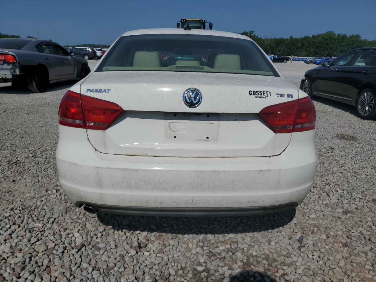 VOLKSWAGEN PASSAT SE