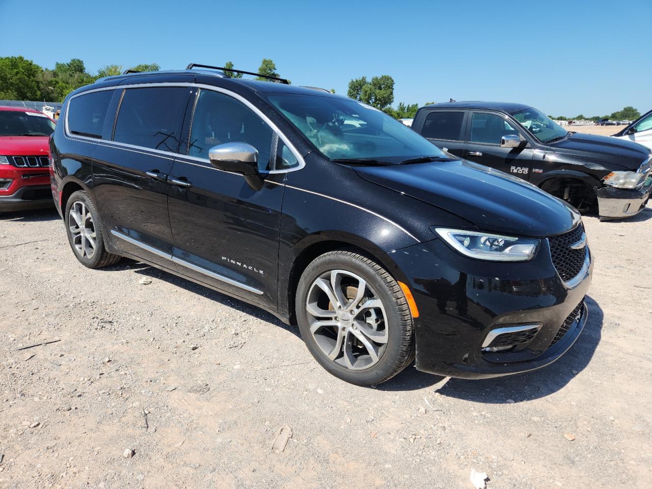 CHRYSLER PACIFICA PINNACLE