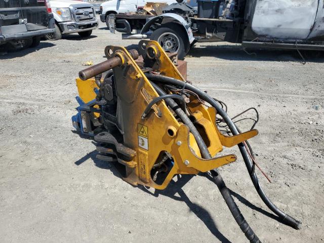 BOMFORD B81-81 2021 yellow   2326R04 photo #1