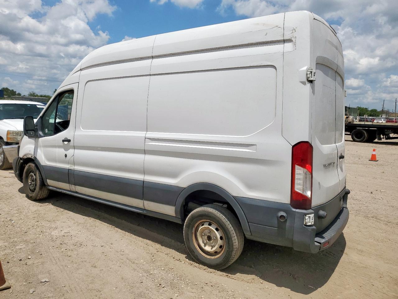 FORD TRANSIT T-250