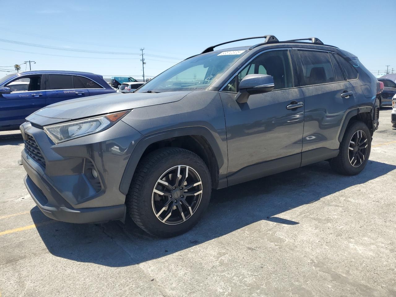 TOYOTA RAV4 XLE