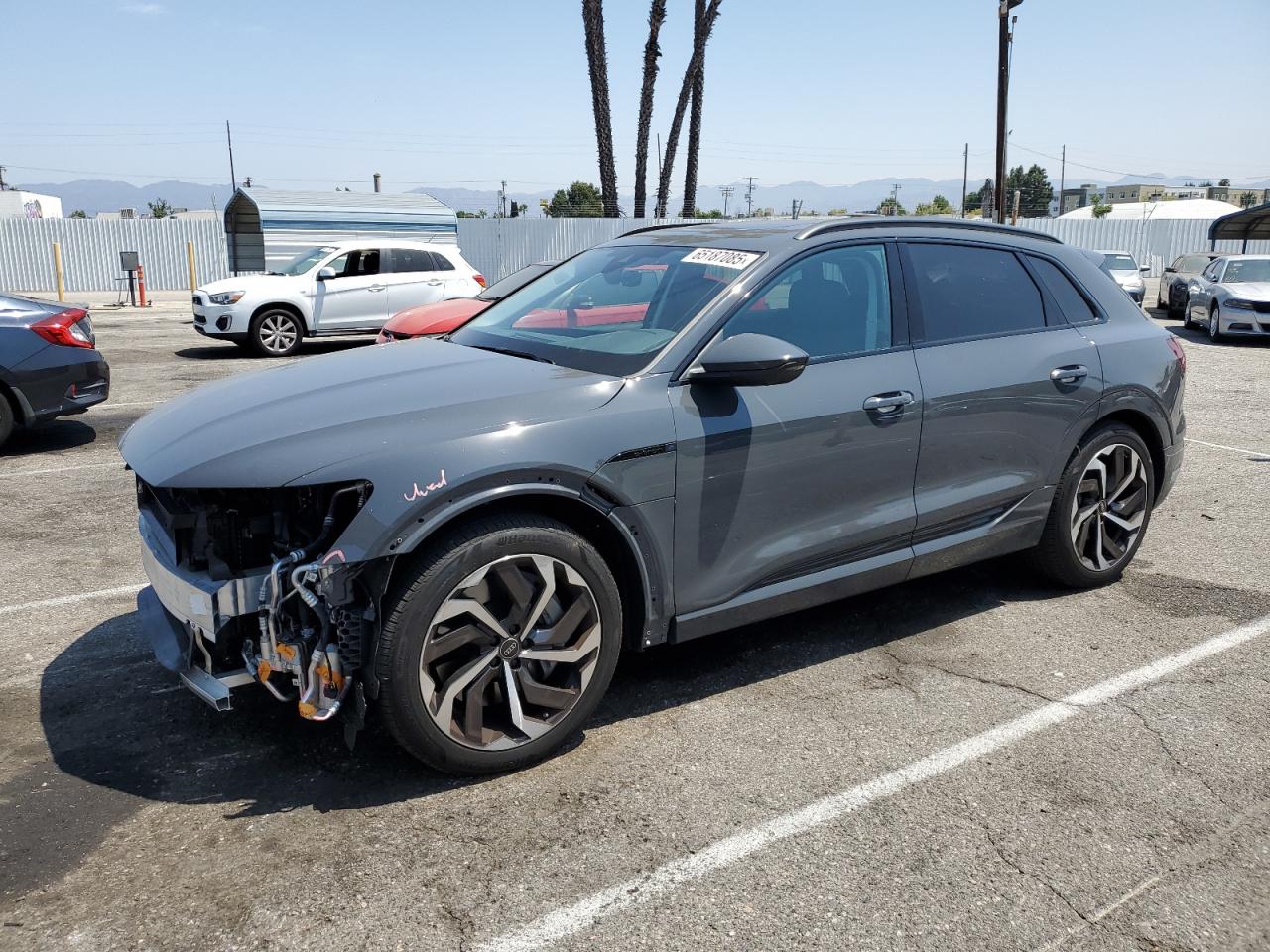 AUDI Q8 PREMIUM PLUS