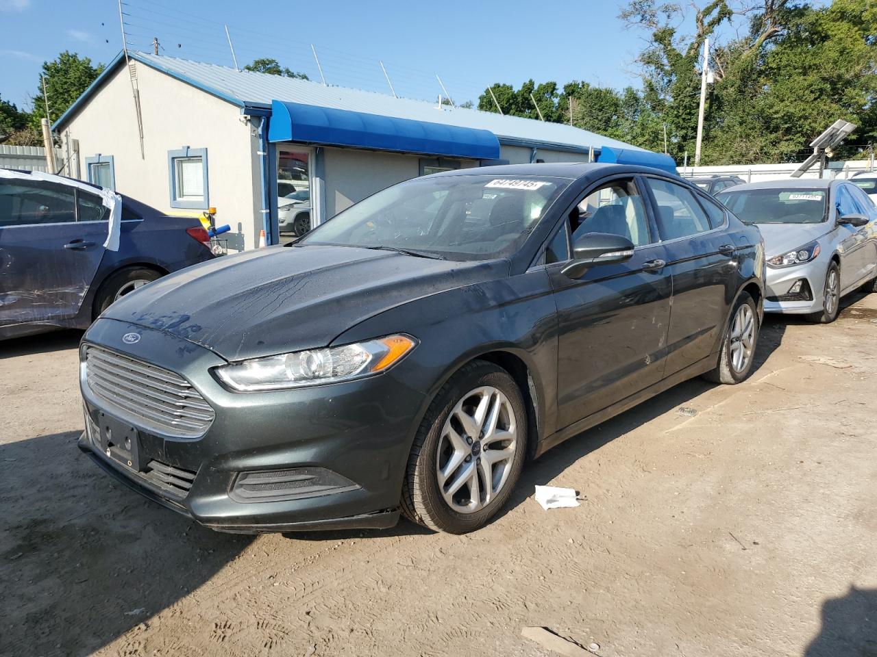 FORD FUSION SE
