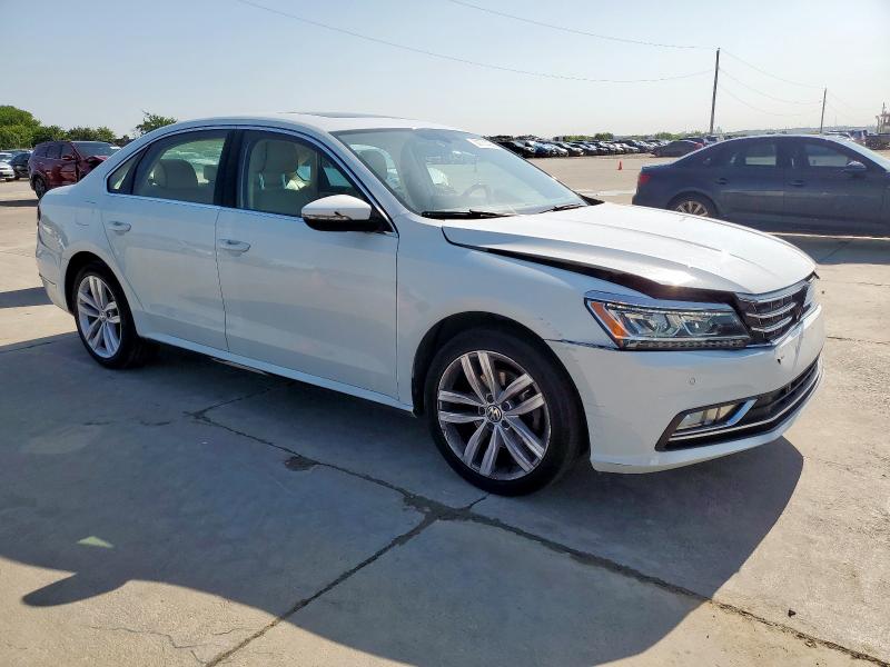 2018 VOLKSWAGEN PASSAT SE 1VWBA7A36JC018524