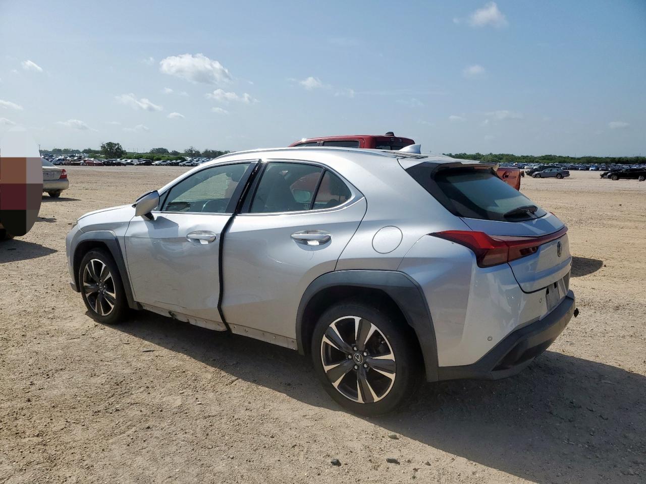 LEXUS UX 200