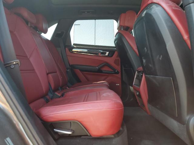 2019 PORSCHE CAYENNE S WP1AB2AY8KDA64084