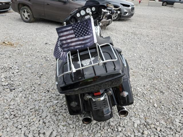 2019 HARLEY-DAVIDSON FLHX 1HD1KBC12KB652462
