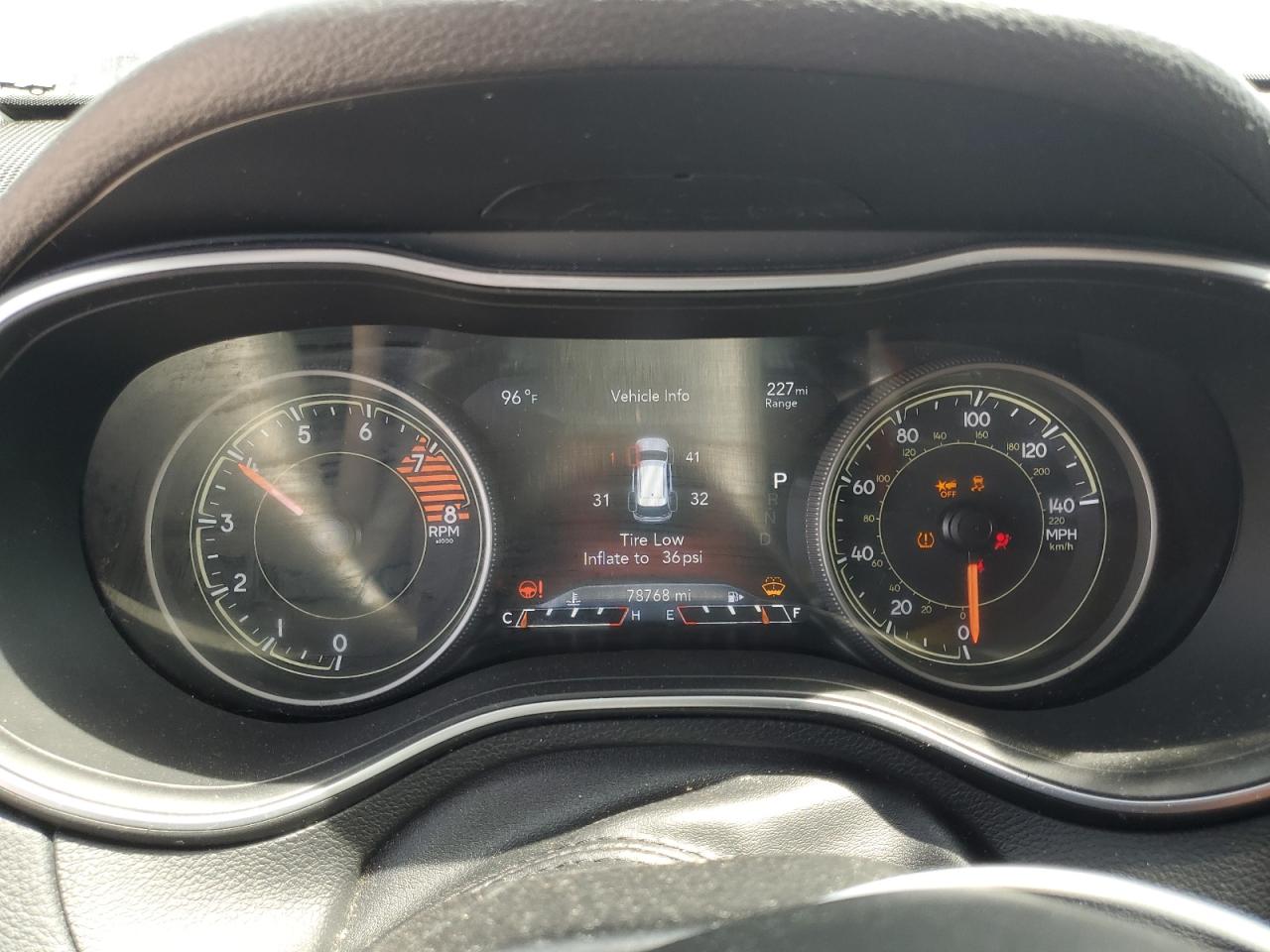 JEEP GRAND CHEROKEE LATITUDE LUX