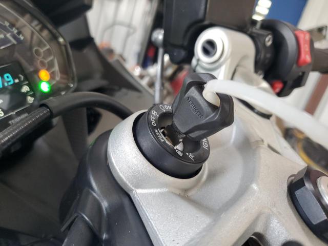 2025 TRIUMPH MOTORCYCLE DAYTONA 66 SMTL23UF2STCA8051