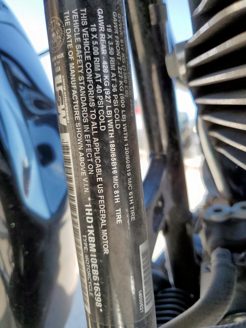 2014 HARLEY-DAVIDSON FLHX STREE 1HD1KBM10EB616398