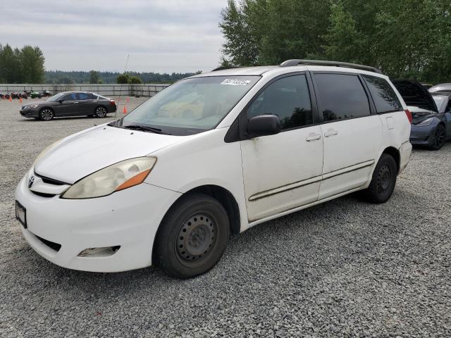 TOYOTA SIENNA CE