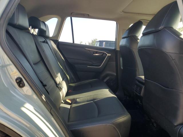 2021 TOYOTA RAV4 XLE P JTMC1RFVXMJ022833