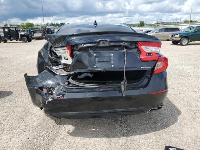 2018 HONDA ACCORD TOU 1HGCV1F95JA185377