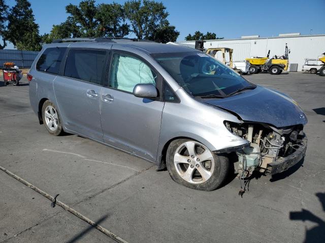 2017 TOYOTA SIENNA LE - 5TDKZ3DC3HS810087