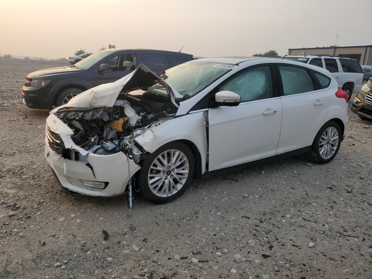 FORD FOCUS TITANIUM