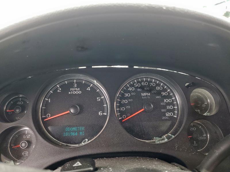 2011 CHEVROLET TAHOE C150 - 1GNSCCE04BR243164