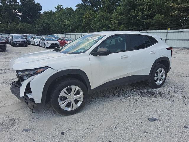 Vin: kl77lfe25rc240978, lot: 62330755, chevrolet trax ls 2024 img_1