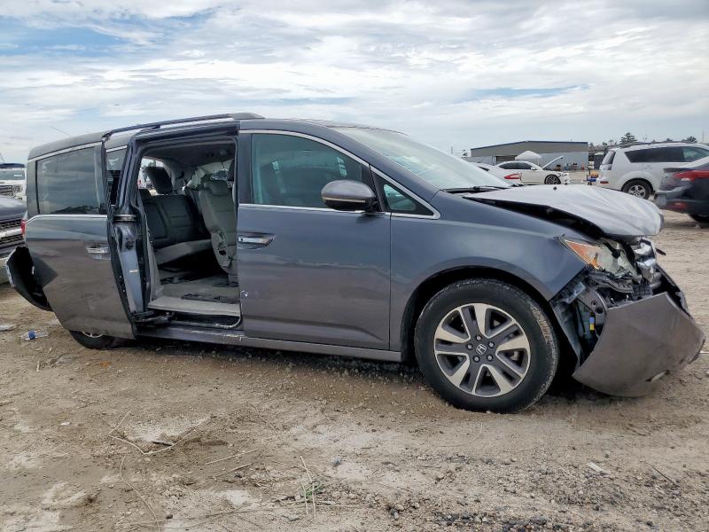 2017 HONDA ODYSSEY TO 5FNRL5H93HB001655