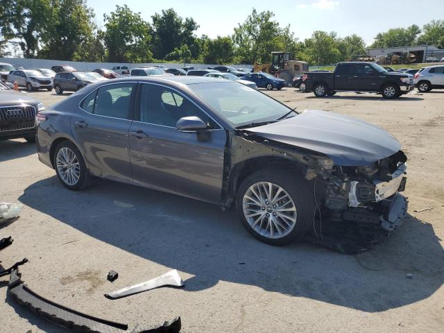 2018 TOYOTA CAMRY L 4T1B11HK2JU050356