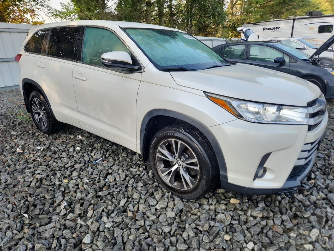 TOYOTA HIGHLANDER LE