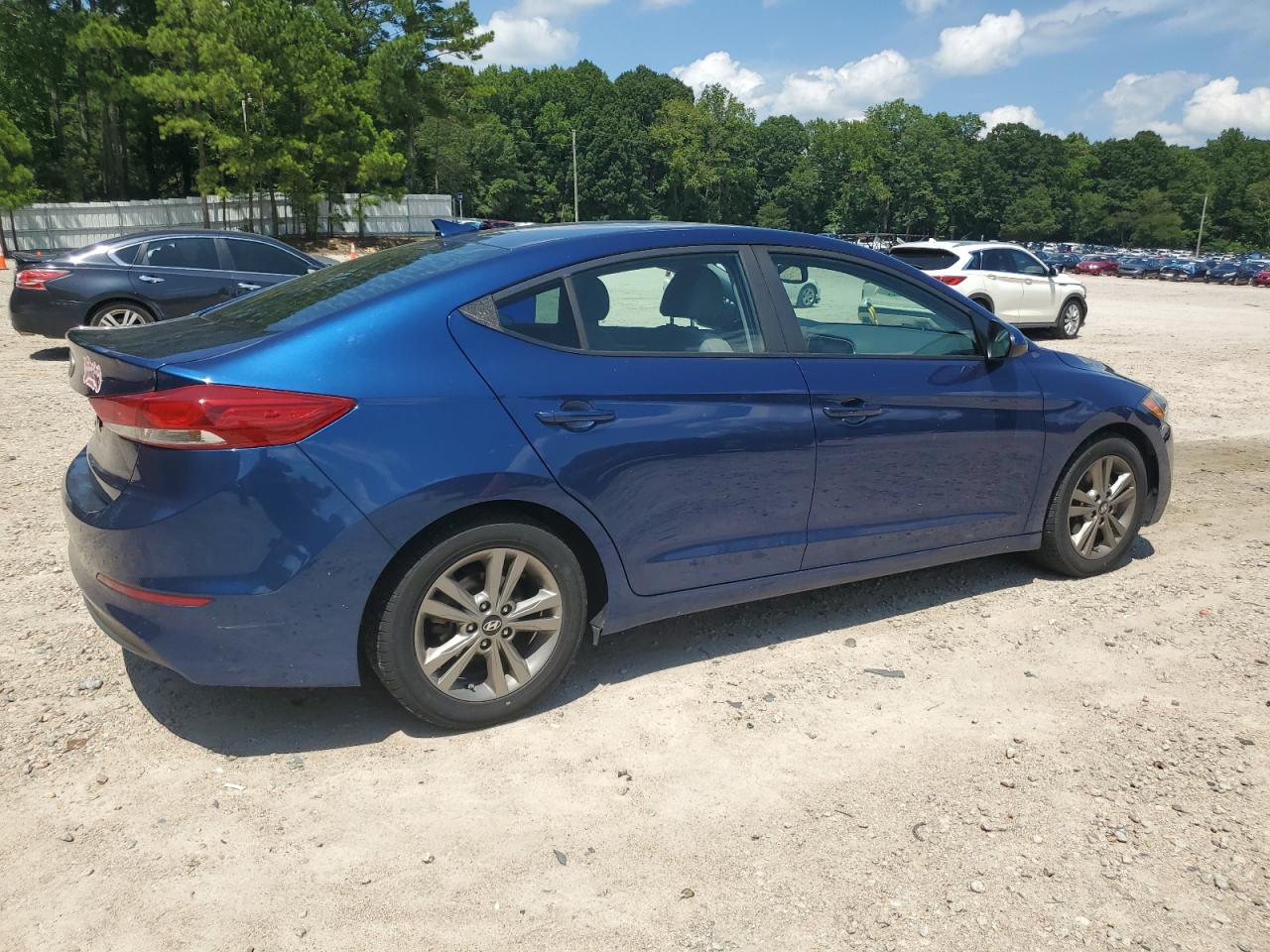HYUNDAI ELANTRA SEL
