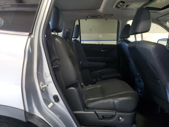 2016 HONDA PILOT ELIT 5FNYF6H01GB105165