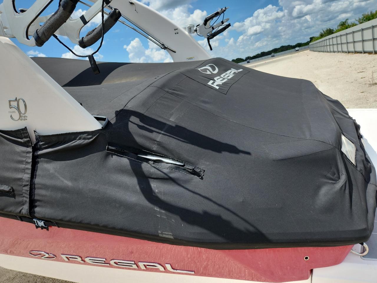 Lot #3225478000 2020 REGAL BOAT