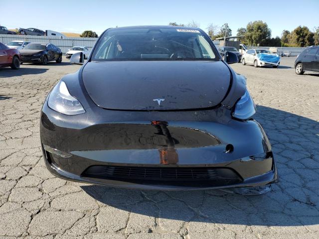 2024 TESLA MODEL Y 7SAYGDEF1RF205315