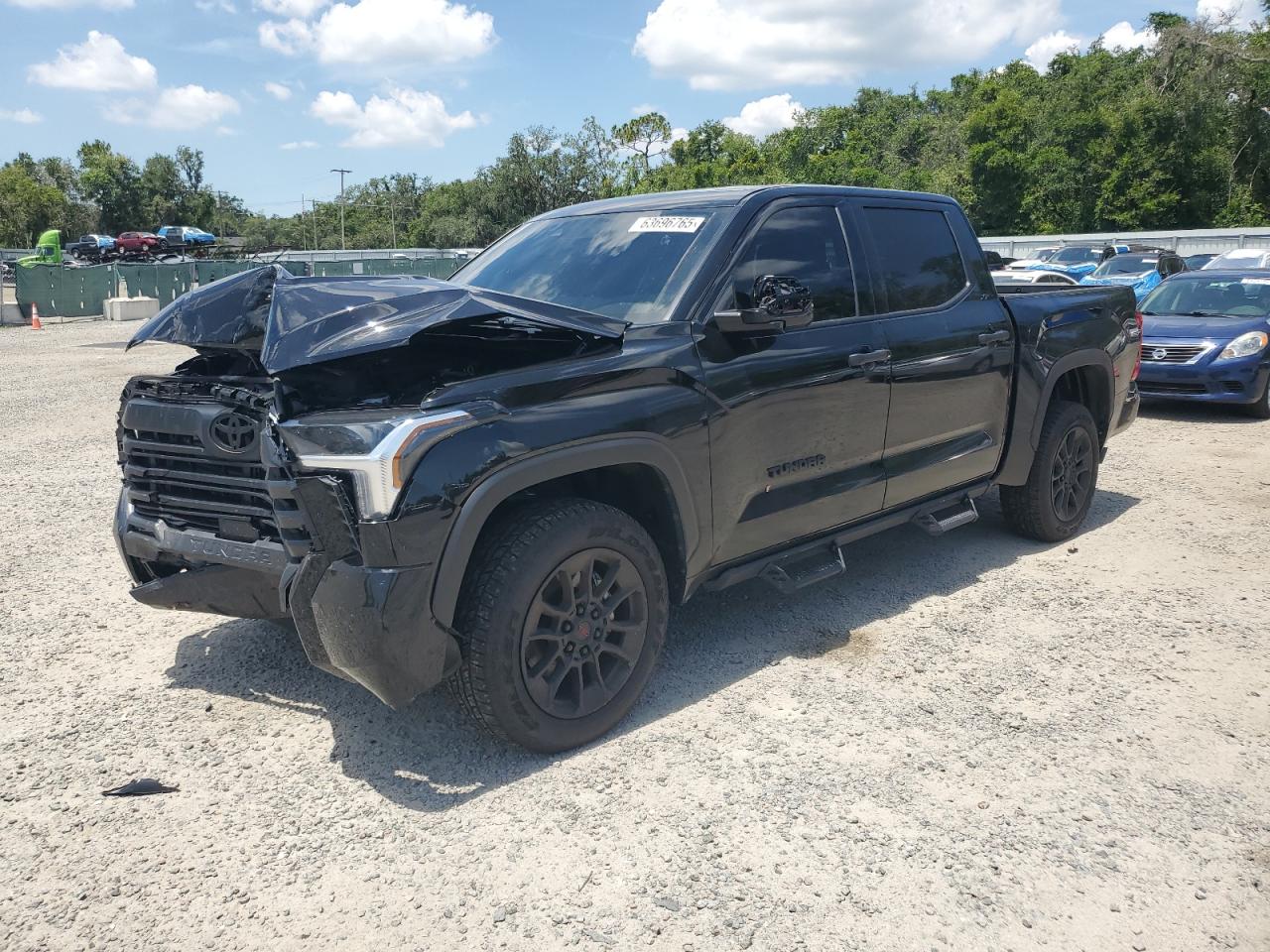 TOYOTA TUNDRA CREWMAX SR