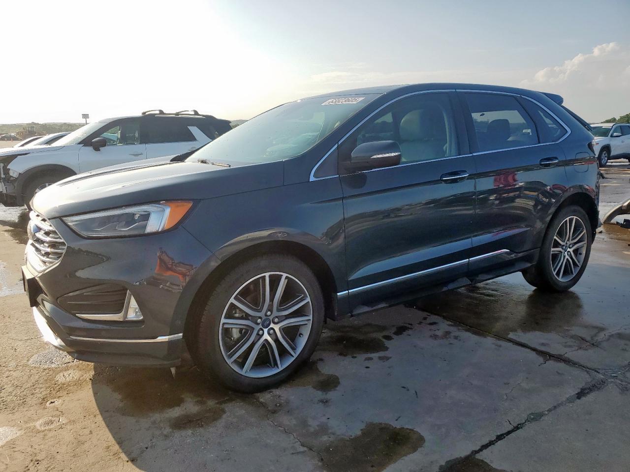 FORD EDGE TITANIUM