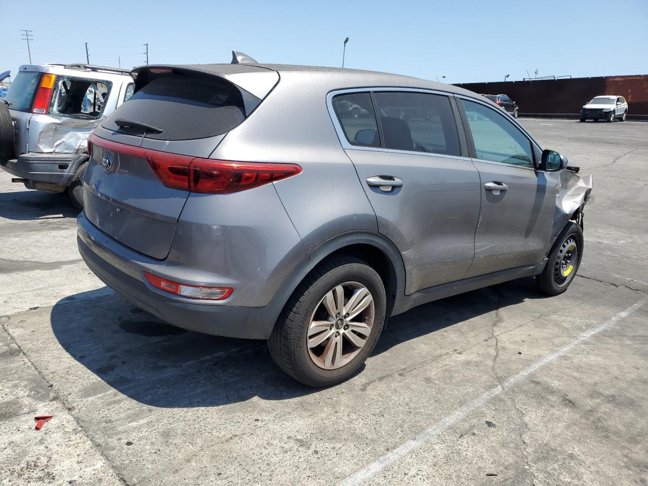 KIA SPORTAGE LX