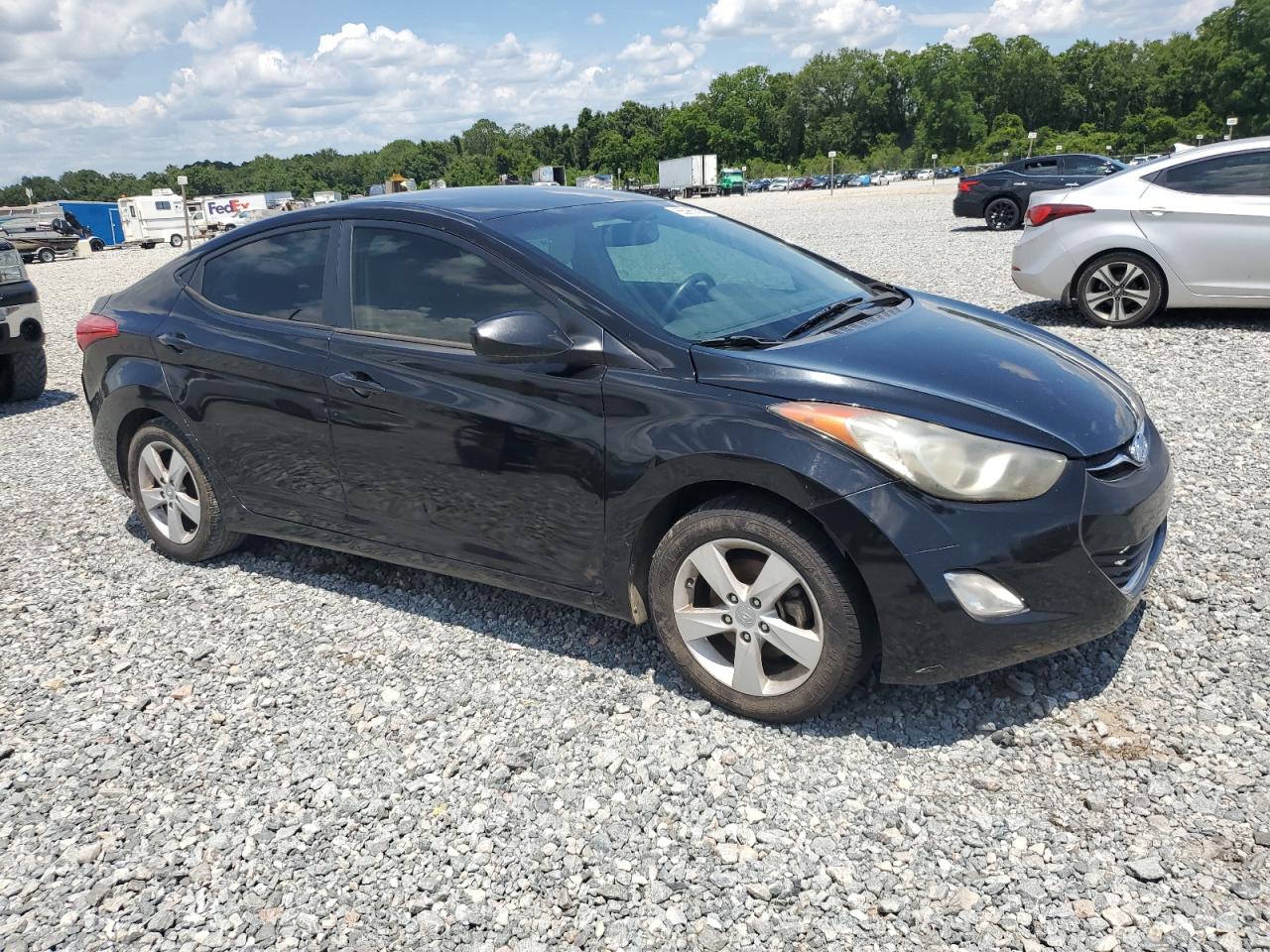 Hyundai Elantra gl 2013