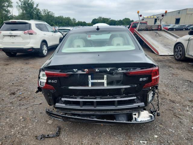 2022 VOLVO S60 B5 MOM - 7JRL12TZ8NG165844