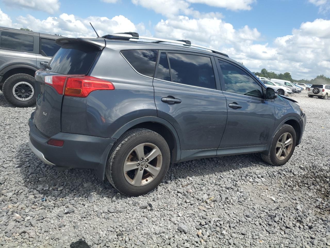 TOYOTA RAV4 XLE