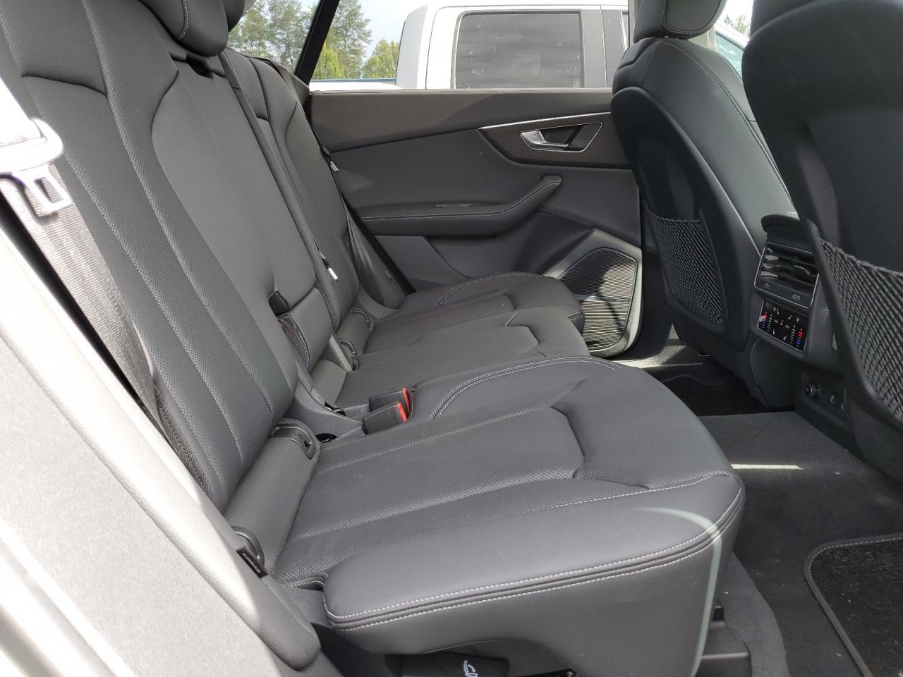 AUDI Q8 PREMIUM PLUS S-LINE