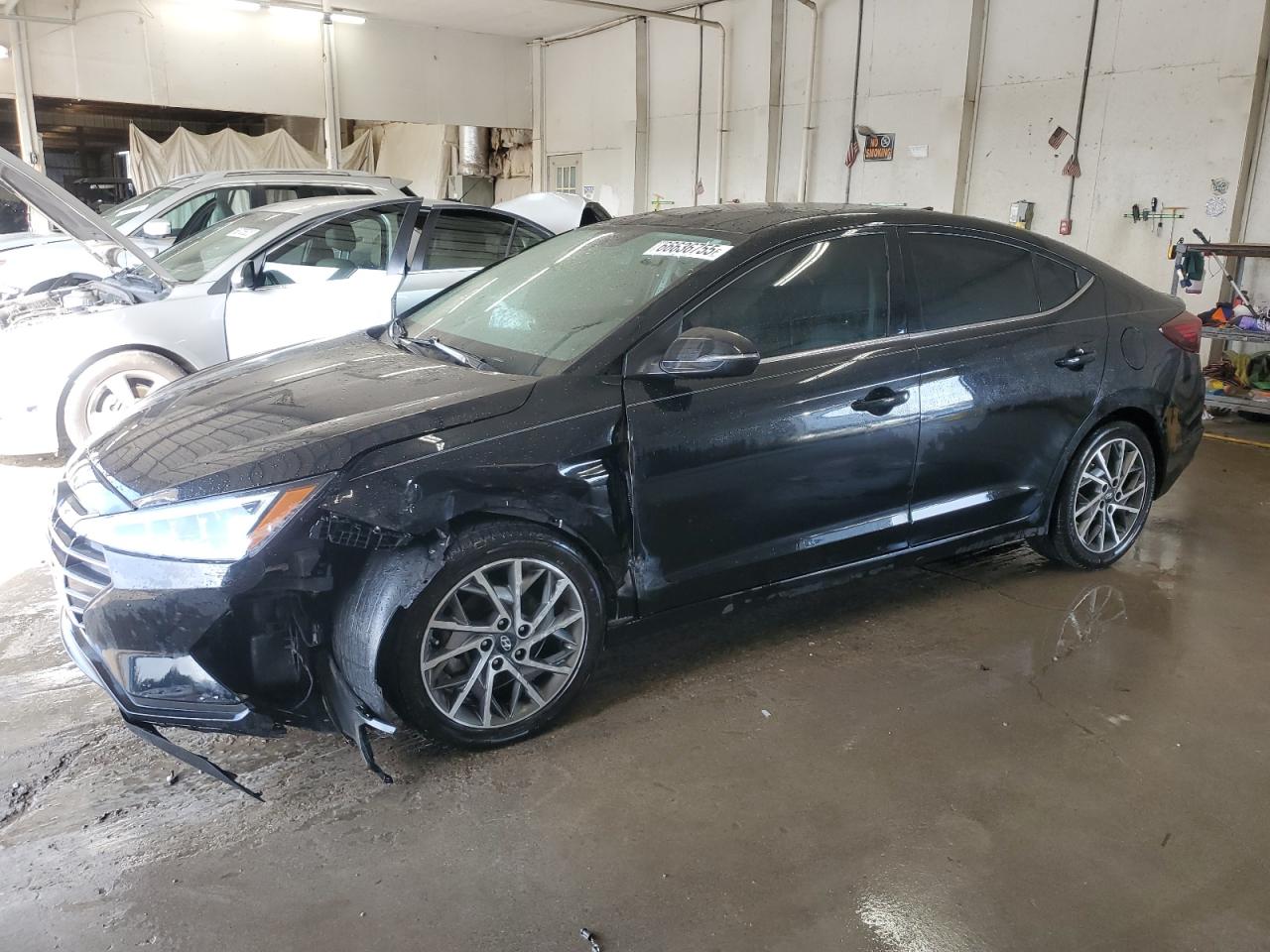 HYUNDAI ELANTRA SEL