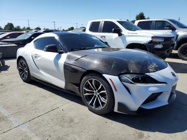 2021 TOYOTA SUPRA BASE WZ1DB0C09MW039777