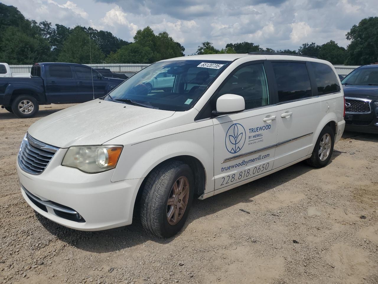 CHRYSLER TOWN & COUNTRY TOURING